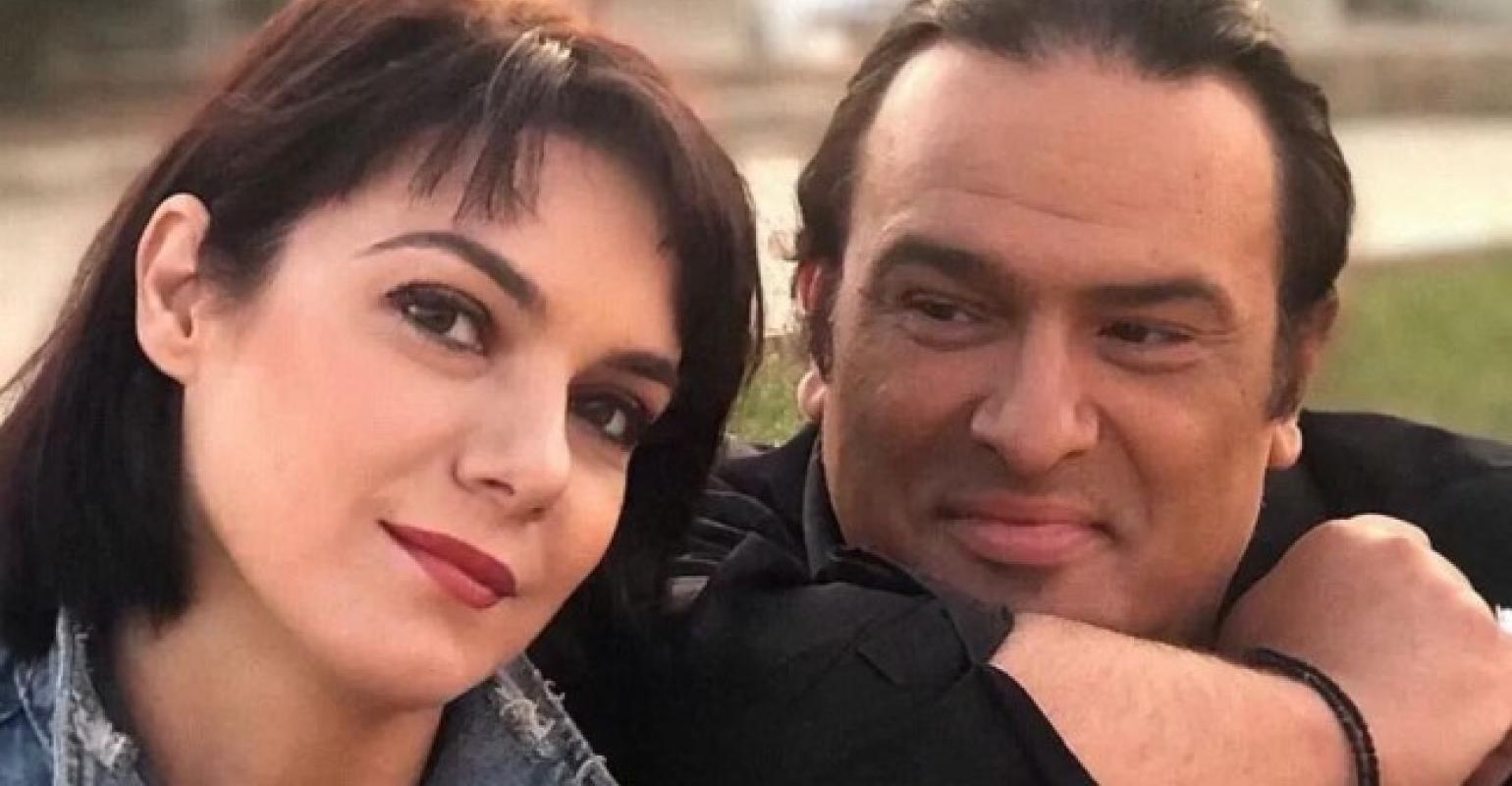 Ο Κώστας Λειβαδάς και η Ανδριάνα Μπάμπαλη: «Περιοδεία Εντός» στο Θέατρο Ρεματιάς - Χαλάνδρι